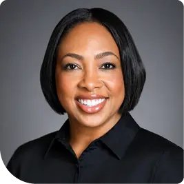Leeann Lynch Headshot
